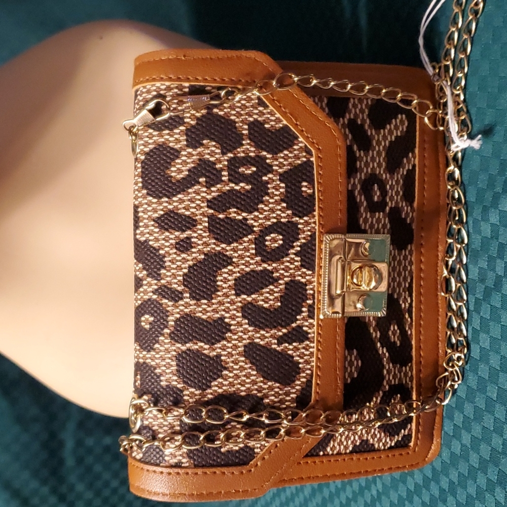 Cross body shoulder bag